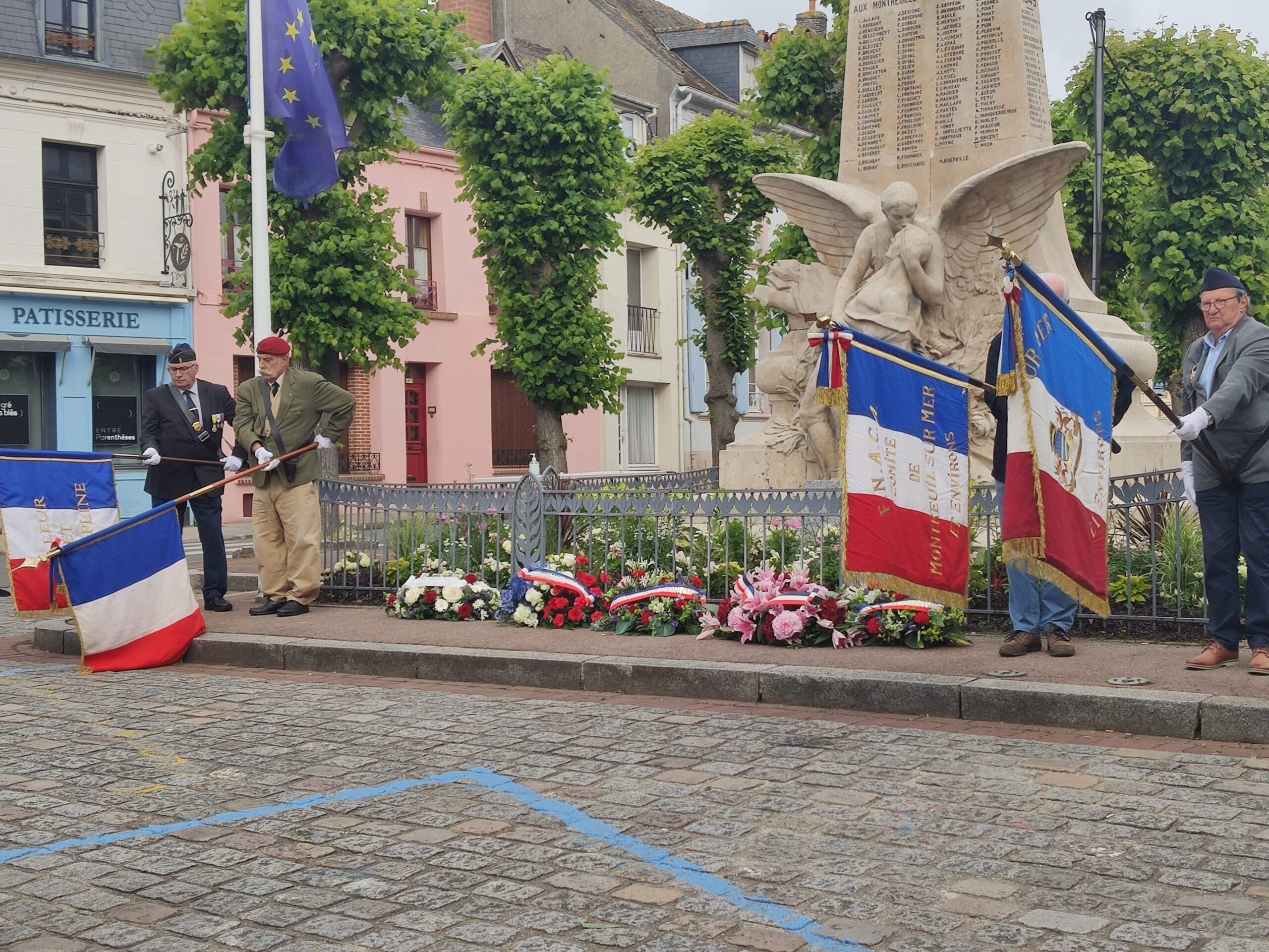 Cérémonie d'hommage aux "morts pour la France" en Indochine